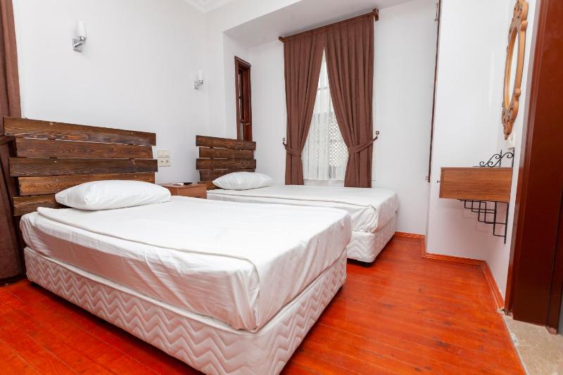 Pera Boutique Hotel - image 11