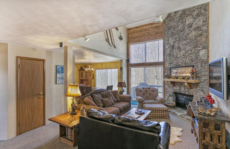 Apartment image 3