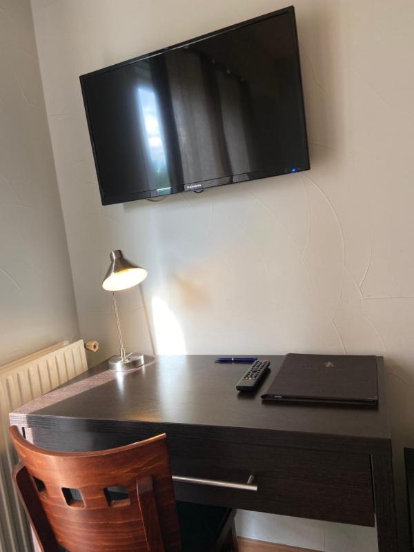 Superior Double or Twin Room with Terrace image 3
