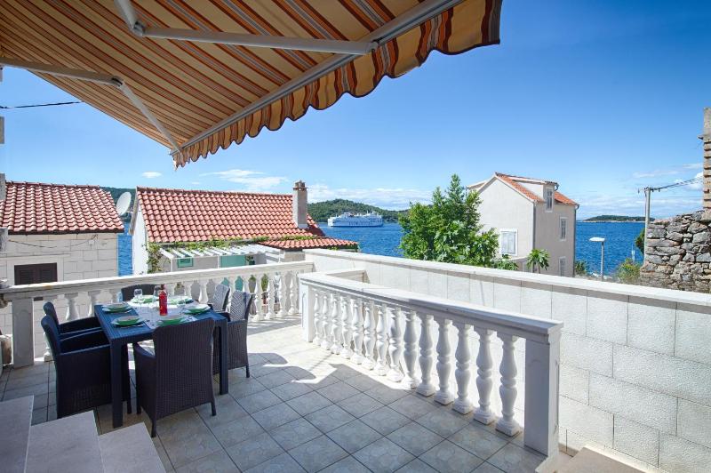 House Mikulica Images