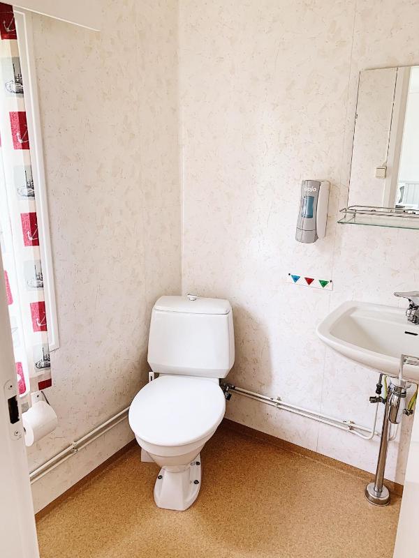 Small One-Bedroom Cottage  image 3
