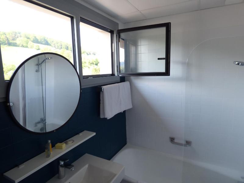 Comfort Twin Room image 3