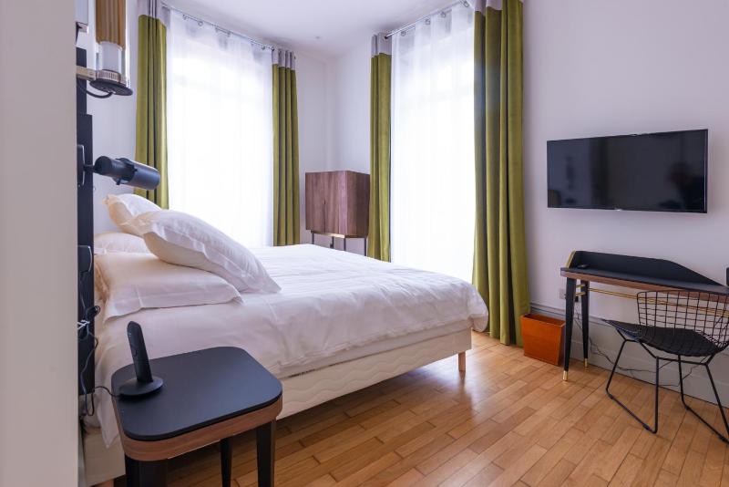 Superior Double Room image 2