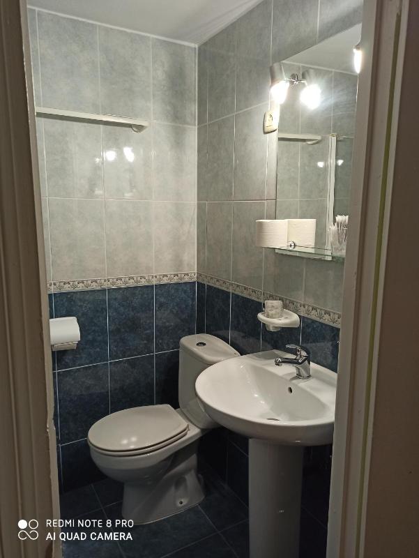 Hostal La Torre - image 15
