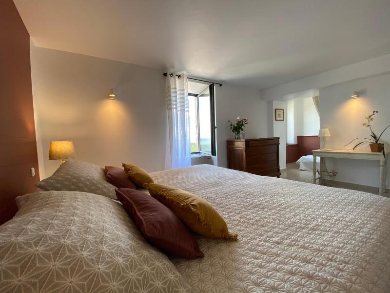 Triple Room image 1