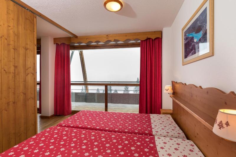 Two-Bedroom Apartment image 4