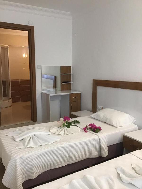 Triple Room image 1