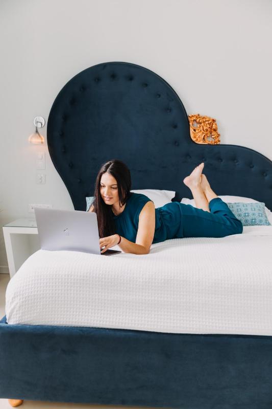 Deluxe Double Room image 4