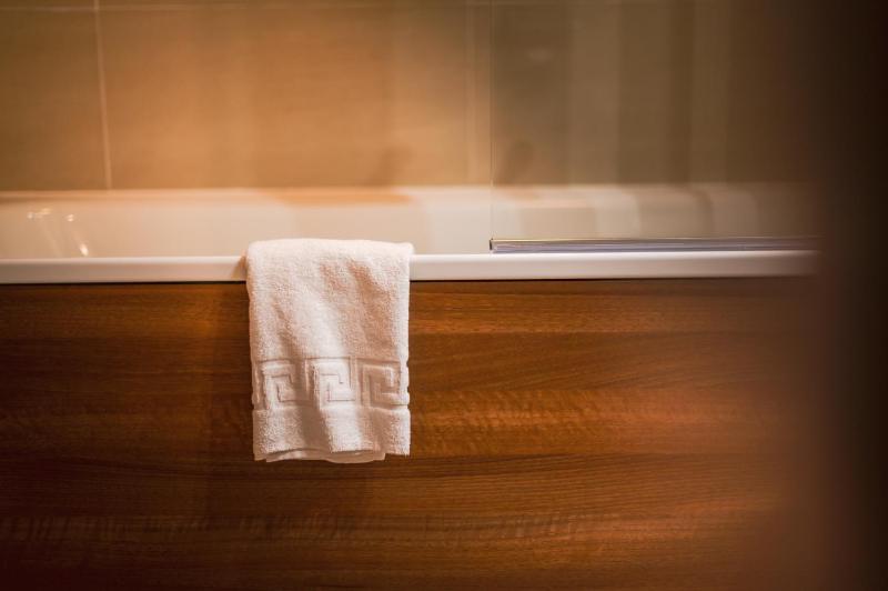 City Studio Apartment image 4