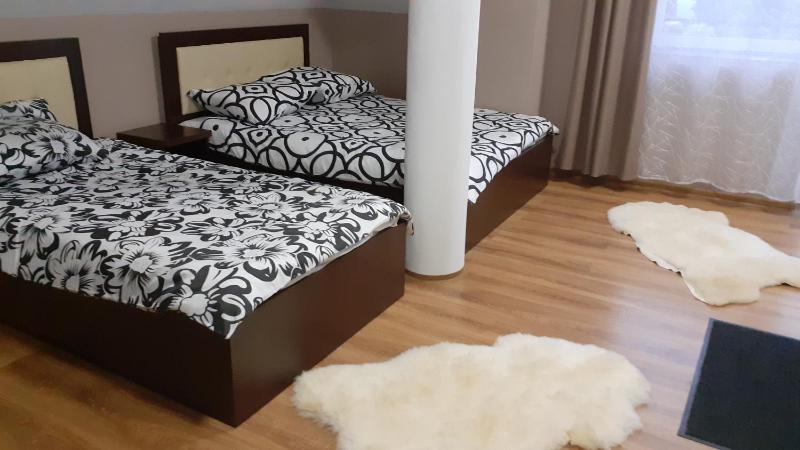 Comfort Triple Room with Shower image 3
