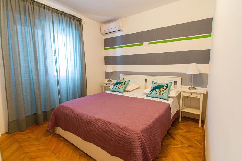 Double Room with Sea View image 1