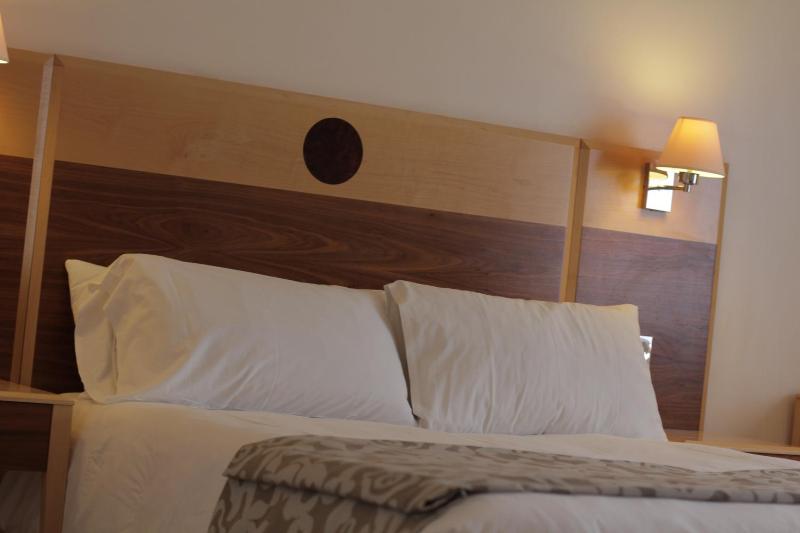 Executive Room image 3
