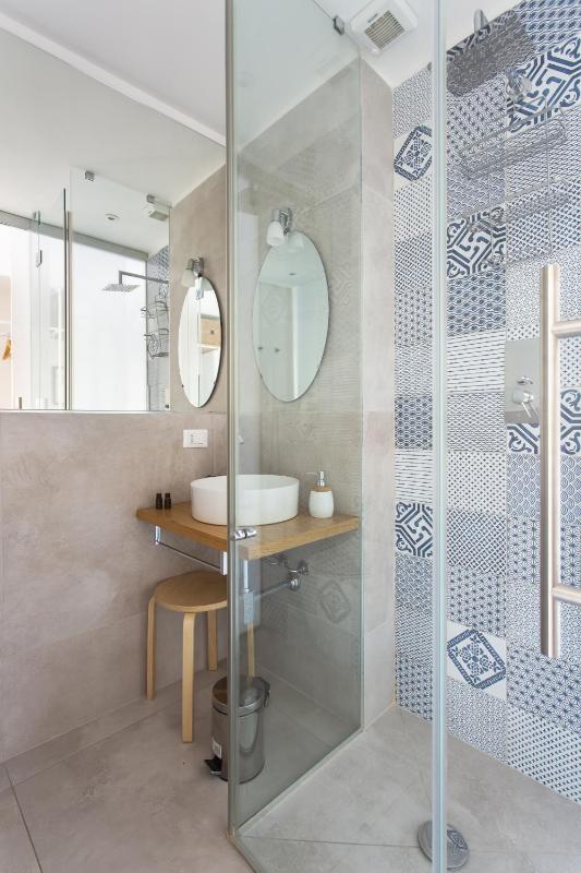 Double Room with Private Bathroom image 3