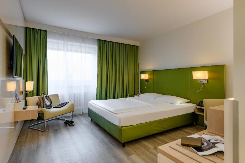Superior Double Room image 3