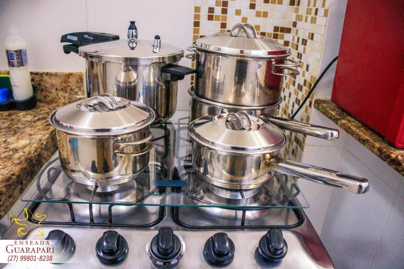 MAIOR NOTA - 90 metros da Beira Mar - 2 Quartos com AR CONDICIONADOS SPLIT Air Fryer Wi-Fi Disney Plus Star Plus HBO Max Cadeiras de Praia Caixa Térmica Churrasqueira Rede para Descanso e Chuveirão - 8 pessoas - Melhor Localização! - image 24