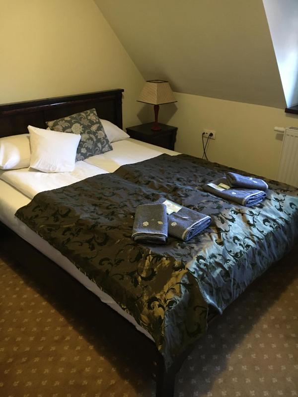 Double Room image 2