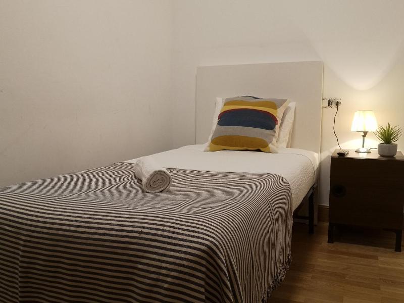 Apartamento Amplio y Central a pie de Playa la Concha - image 16