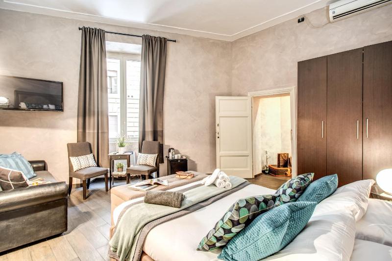 Triple Room image 1