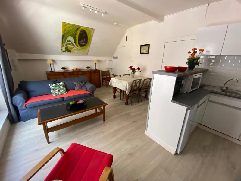 Third Floor image 2