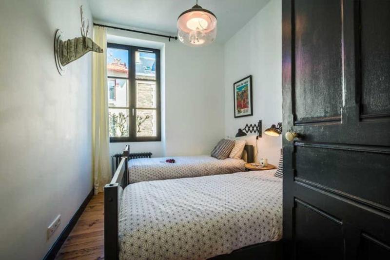 LONDON AVENUE KEYWEEK apartment Biarritz center with balcony and parking - image 14