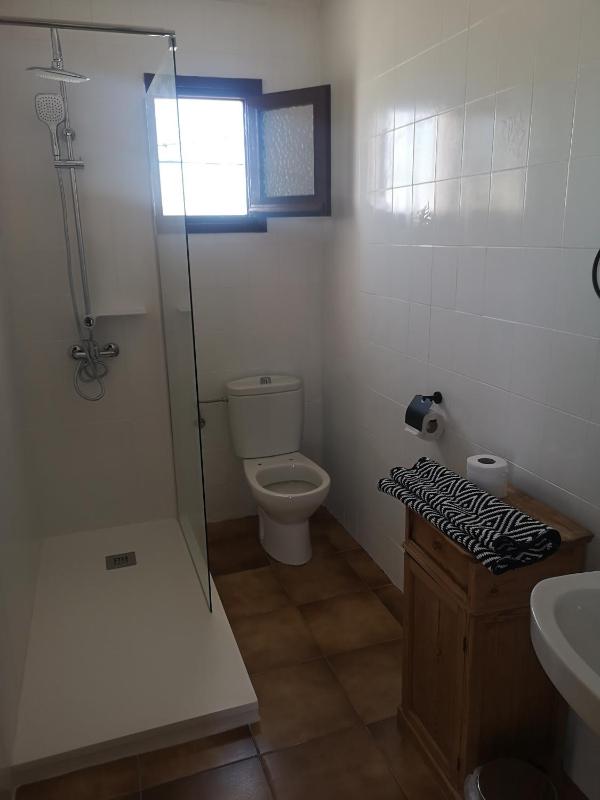 Double Room with Sea View image 4
