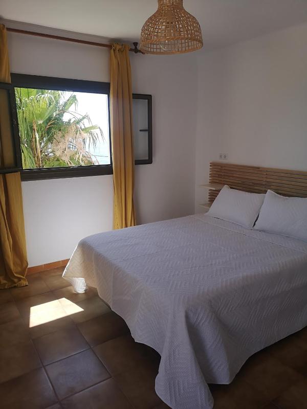 Double Room with Sea View image 3