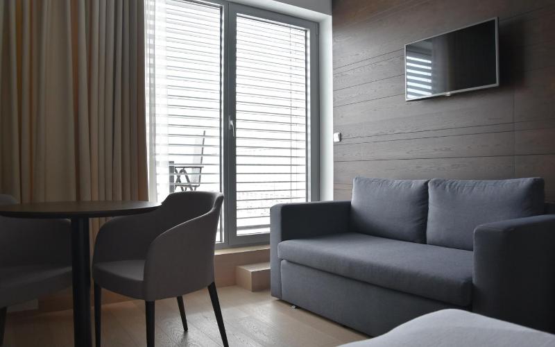 Twin Room with Terrace image 3