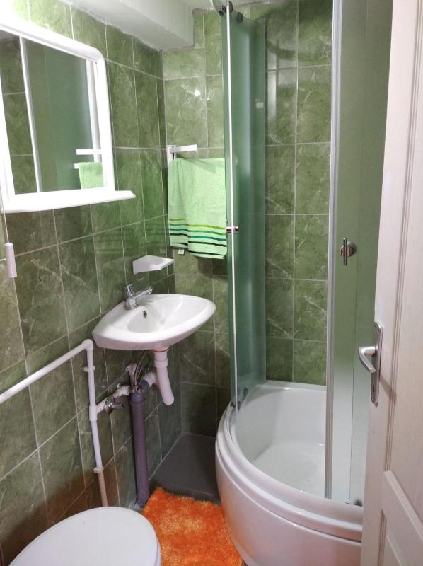Twin Room with Mountain View image 2