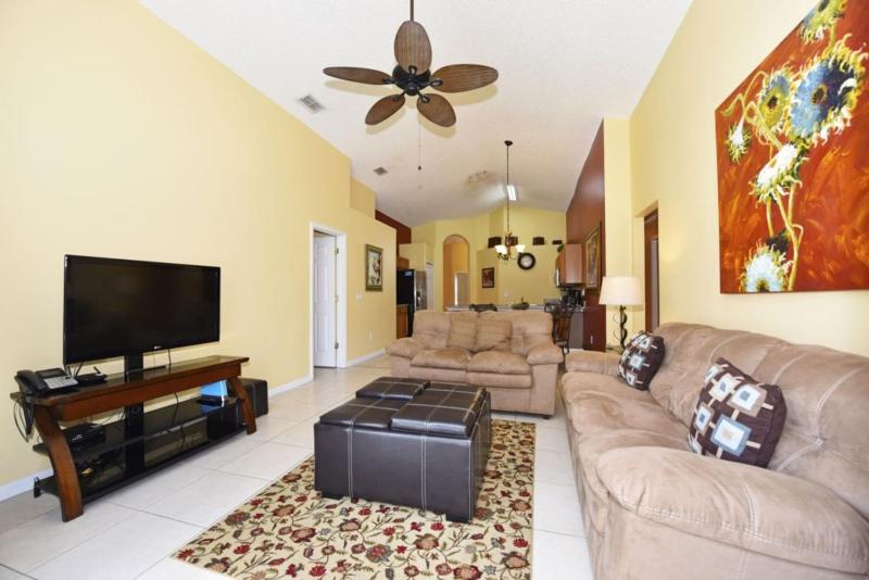 Five-Bedroom House image 2