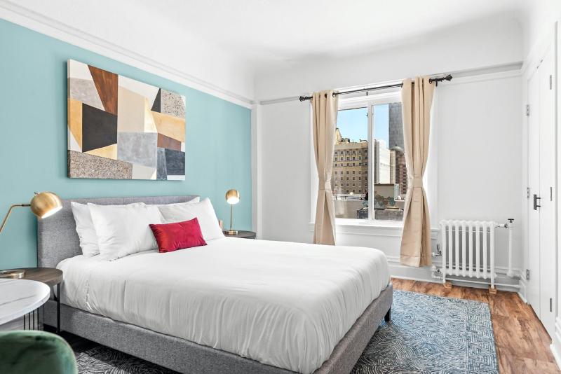 Superior Queen Room (Self Check-in with Virtual Front Desk) image 1