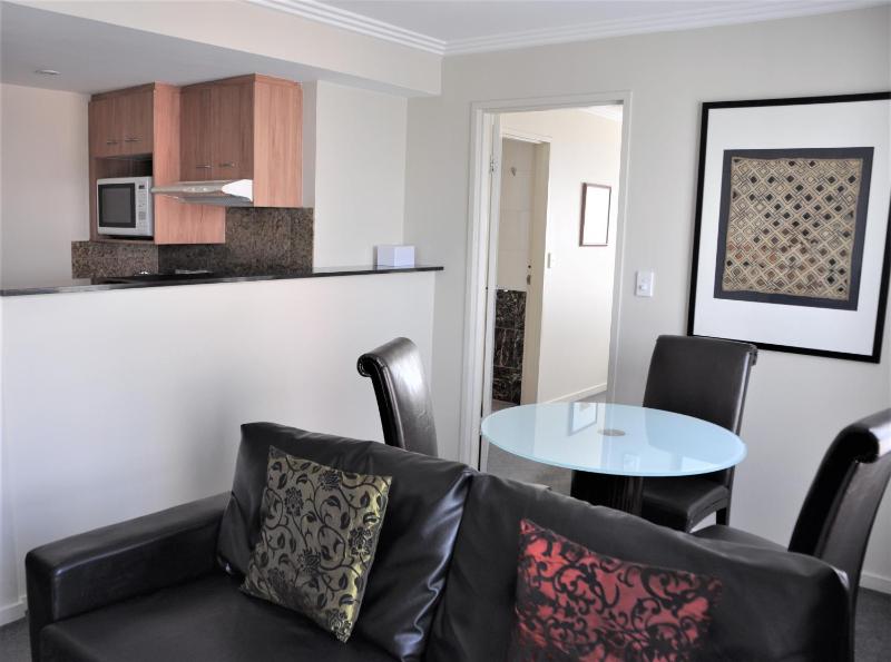 One-Bedroom Apartment image 3