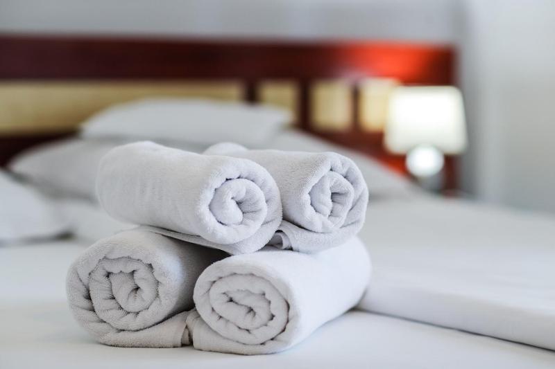 One-Bedroom Suite image 3