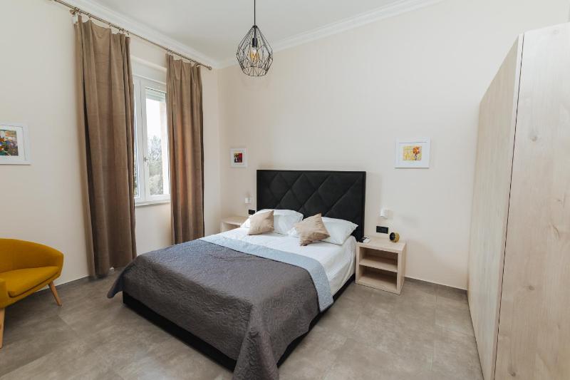 City harbour deluxe suites - image 27