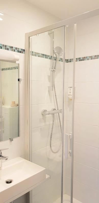 Hotel Novella Nantes Centre Gare - image 35