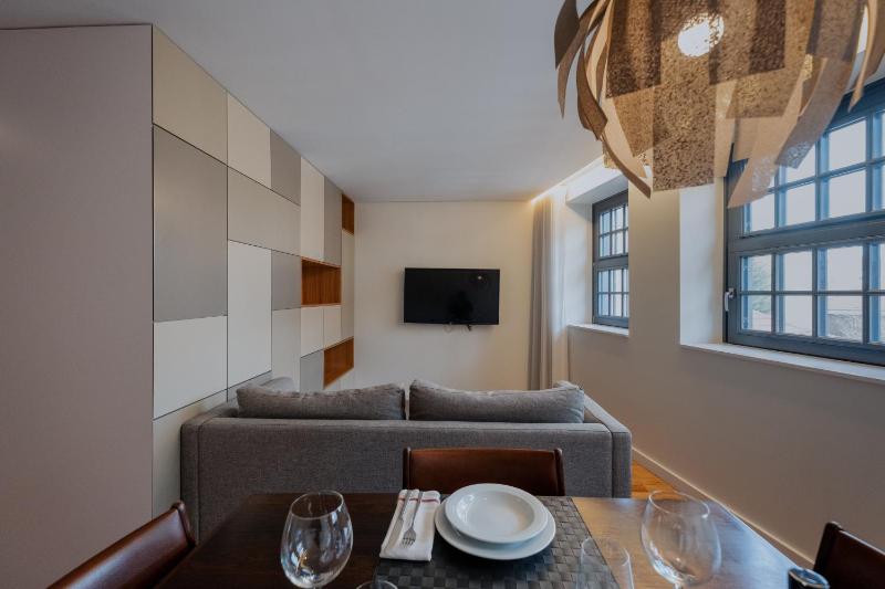 Apartment with Balcony image 4