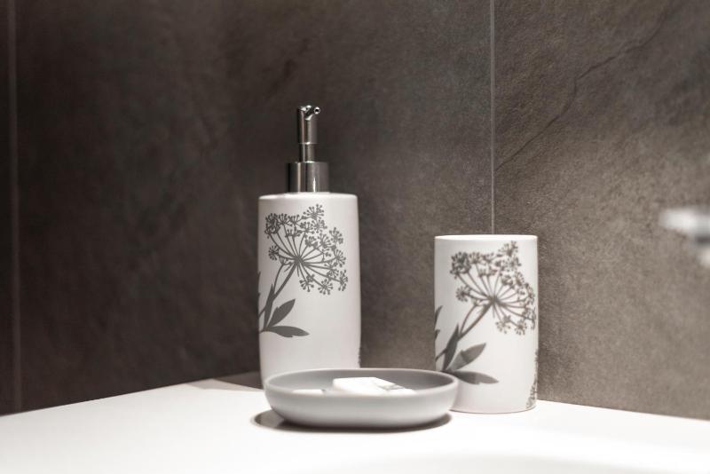 Double Room with Private Bathroom image 2