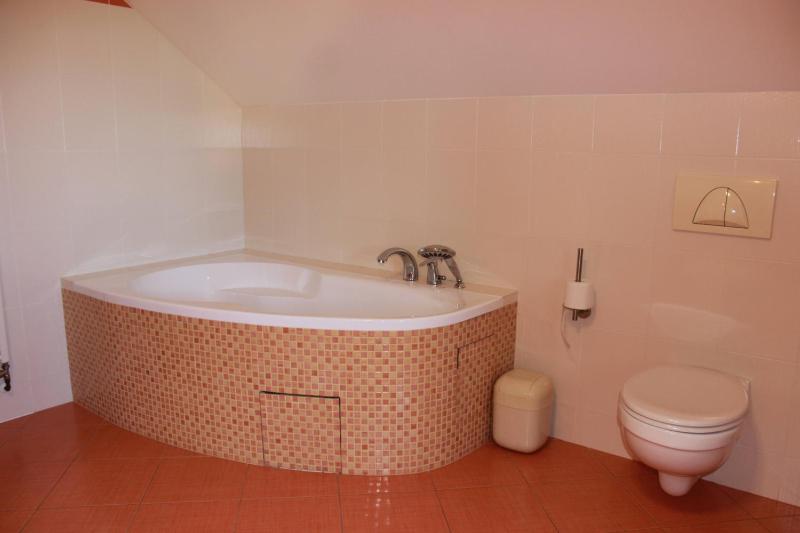 Three-Bedroom Villa image 2