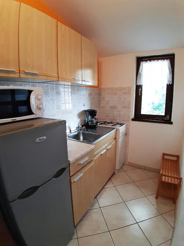 Apartments Zrinka 793 - image 5