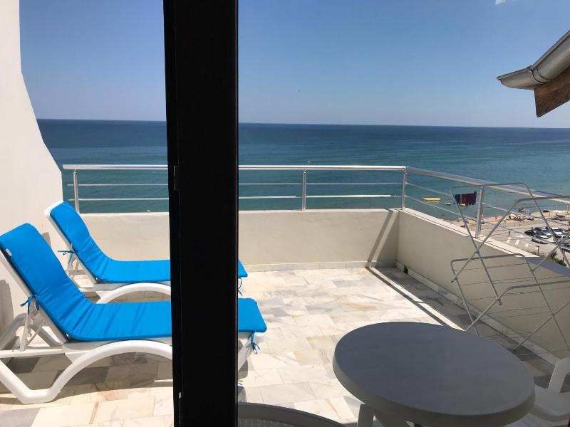 Apartment with Sea View image 4