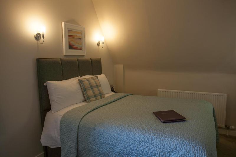 Double Room image 4