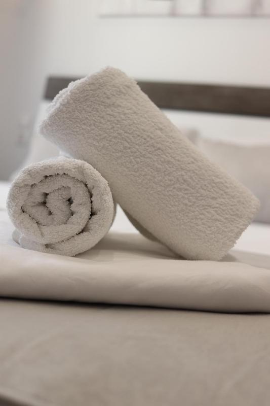 Deluxe Double Room with Balcony image 1