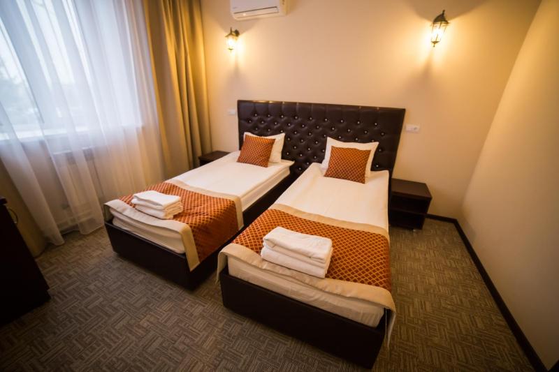 Single Room image 3