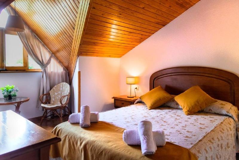 Superior Double Room image 3