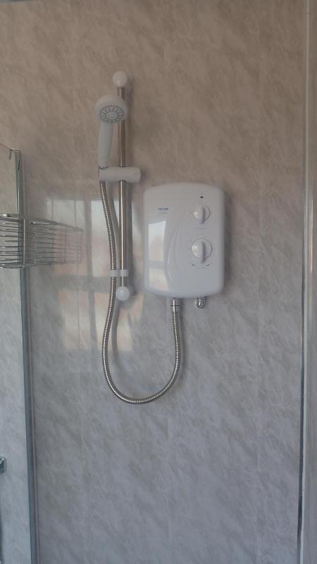 Twin Room image 2