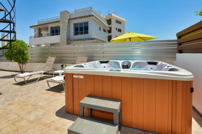 Seafront Protaras Villas - image 8