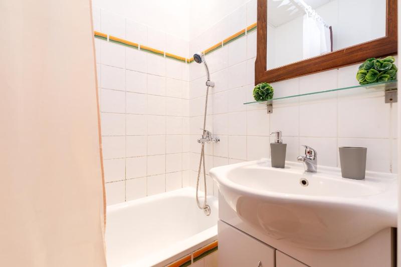 Standard Apartment image 4