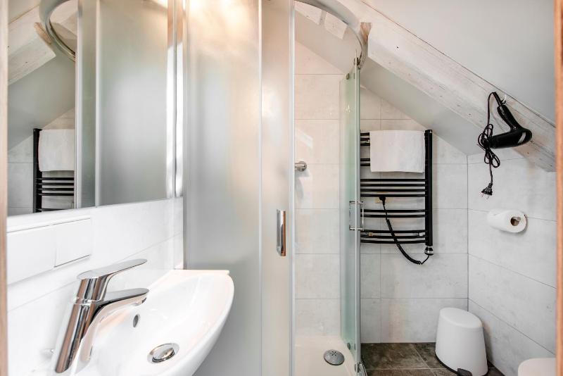 Small attic rooms in Kaunas old town - image 3