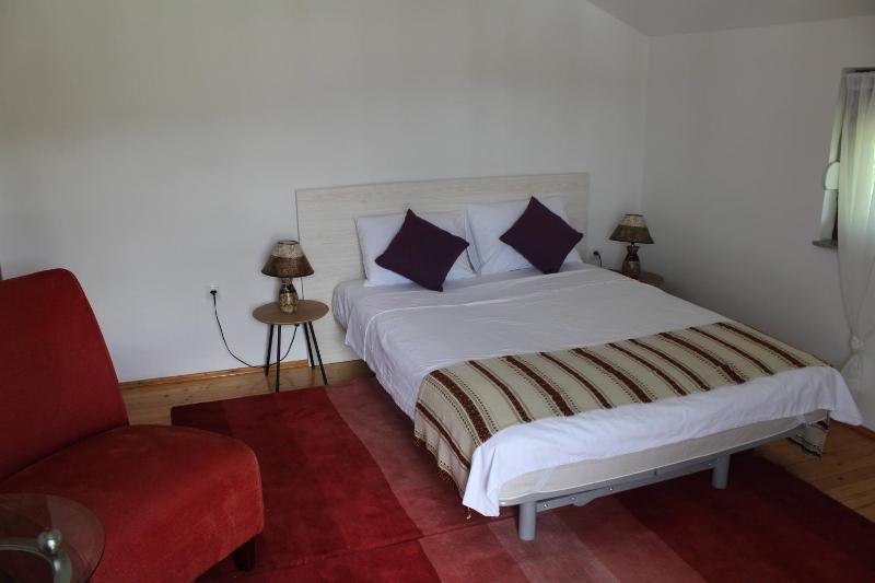 Three-Bedroom House image 2