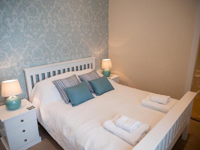 Double Room image 4
