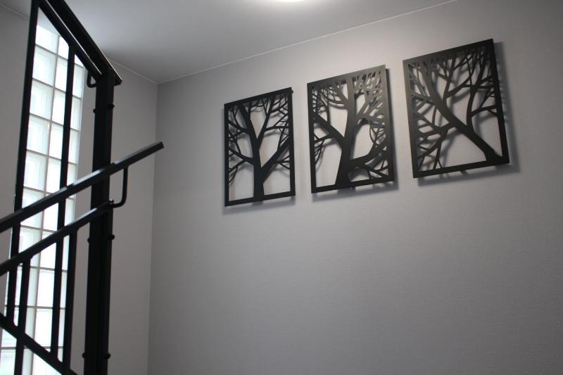 One-Bedroom Apartment image 4